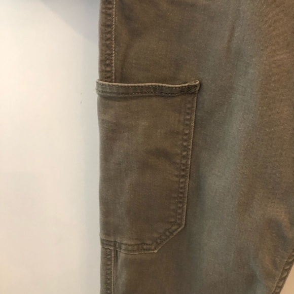 LEVI’s High Rise Utility Straight Crop | 31 green - Picture 4 of 9